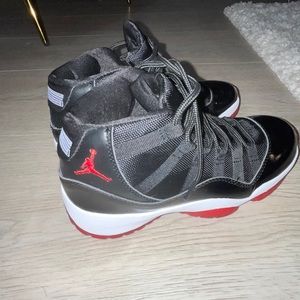 Jordan shoes Retro Size 8